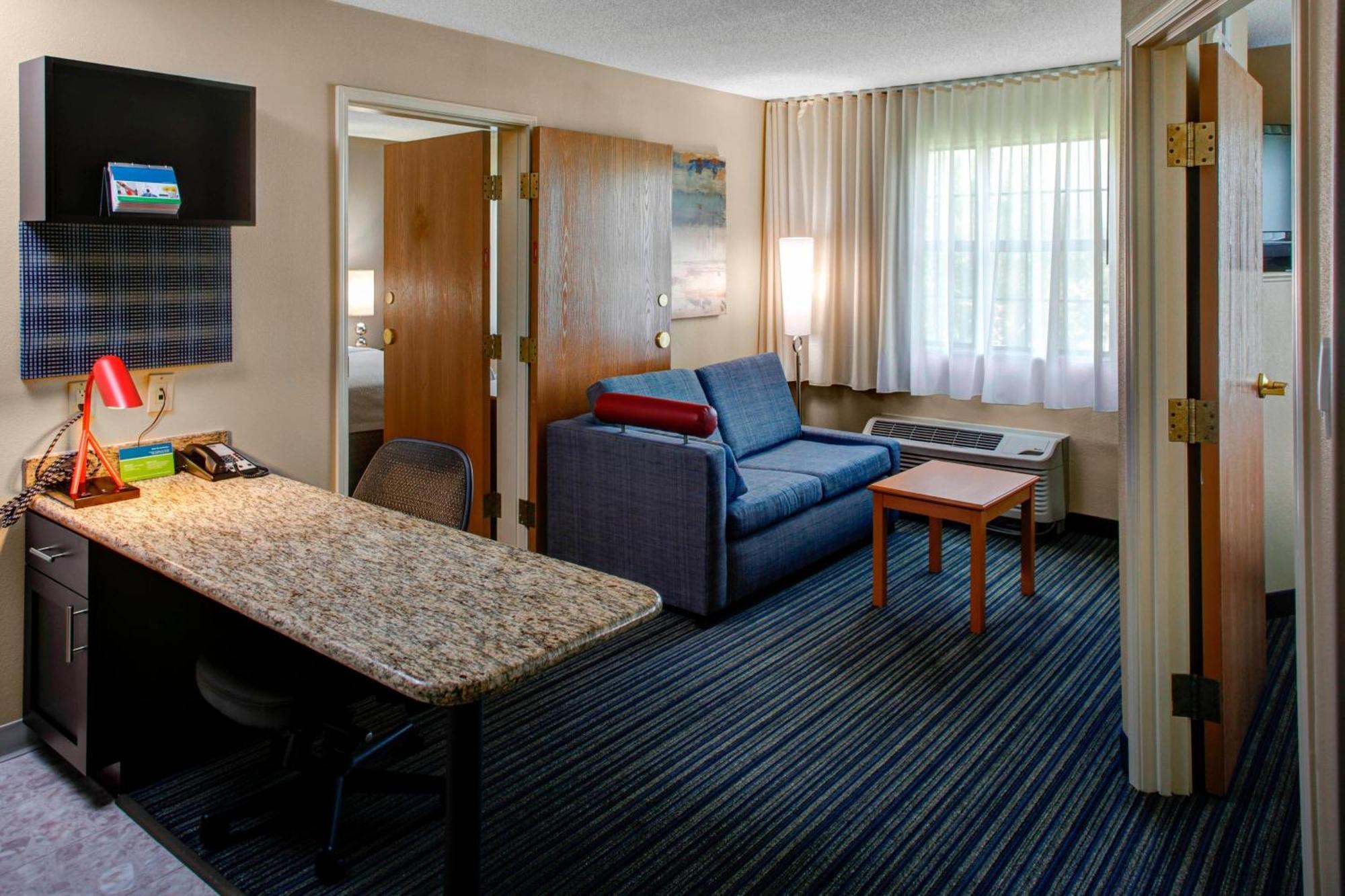 Towneplace Suites Atlanta Buckhead Bagian luar foto