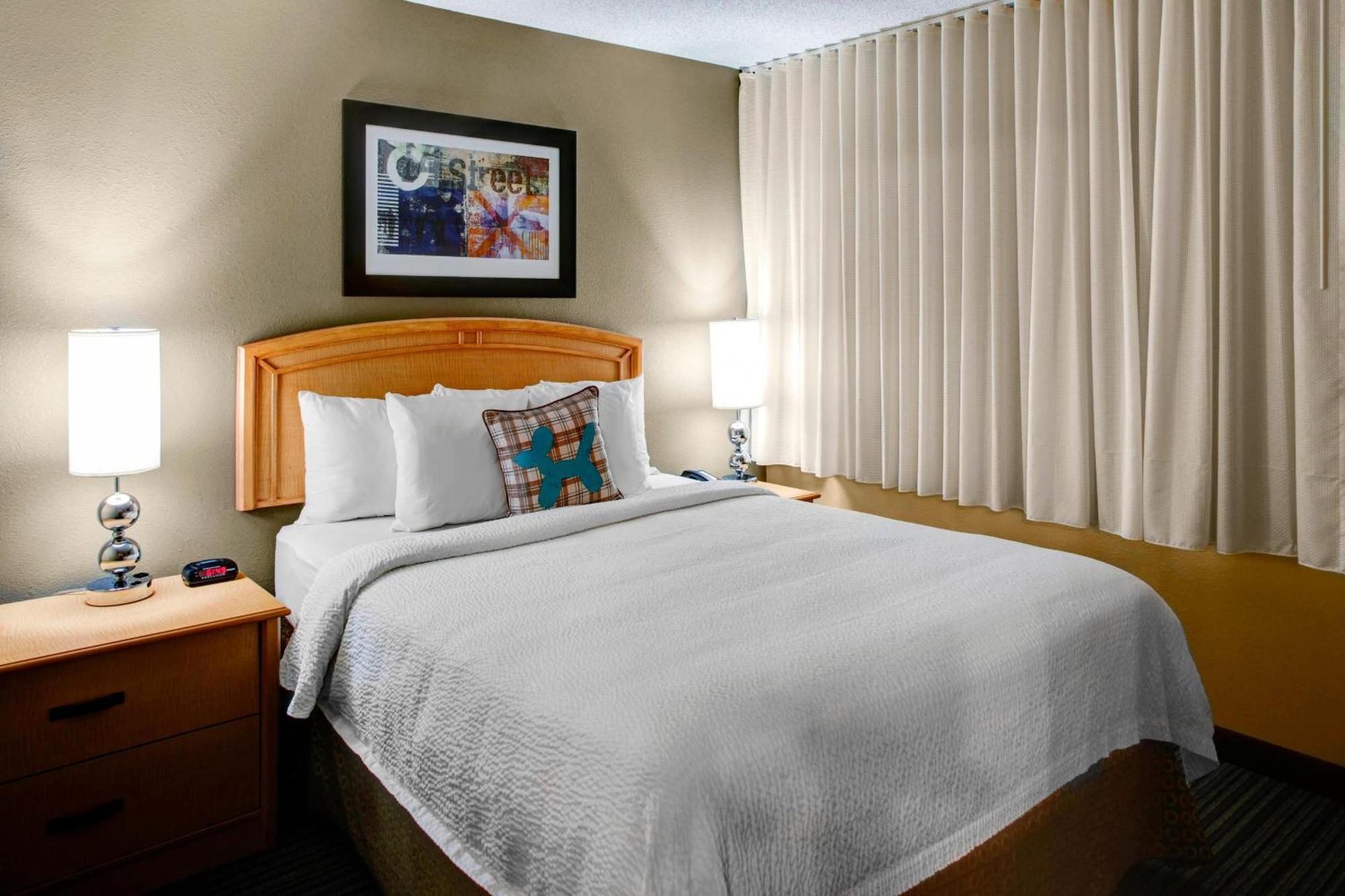 Towneplace Suites Atlanta Buckhead Bagian luar foto