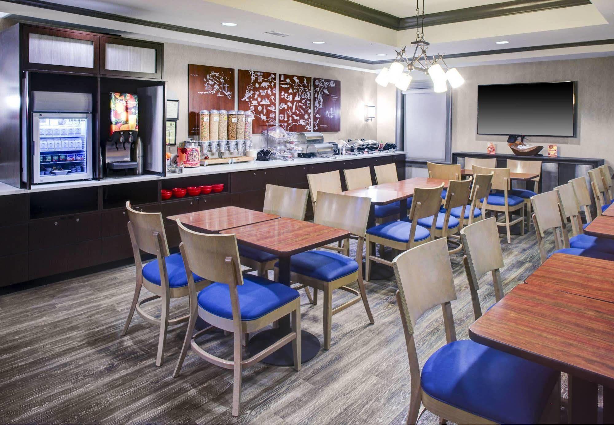Towneplace Suites Atlanta Buckhead Bagian luar foto